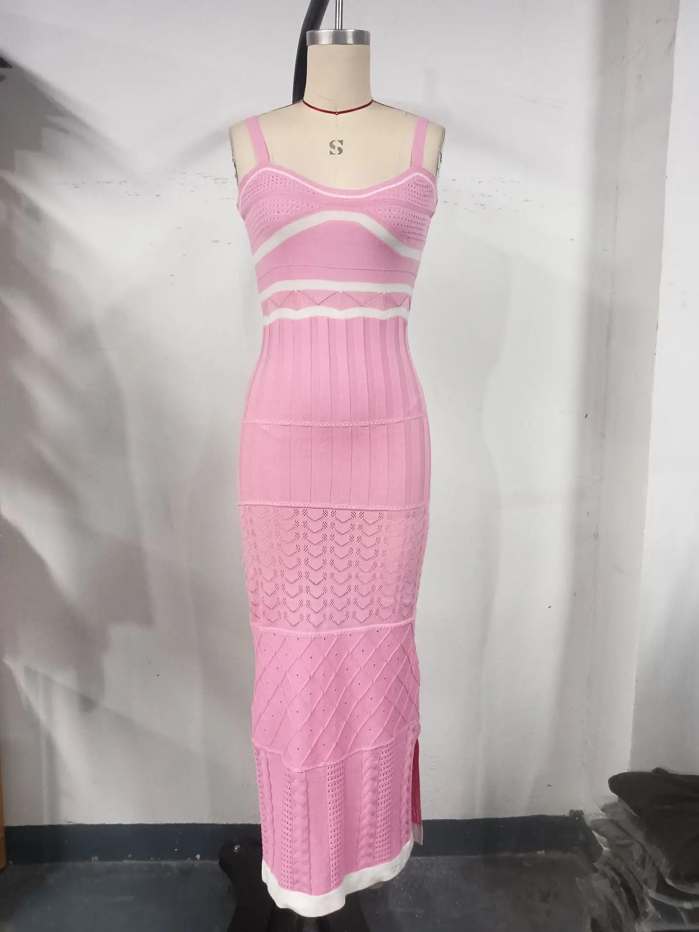 Elegant Knit Summer Maxi Dress – 2024 Casual & Sexy Holiday Style